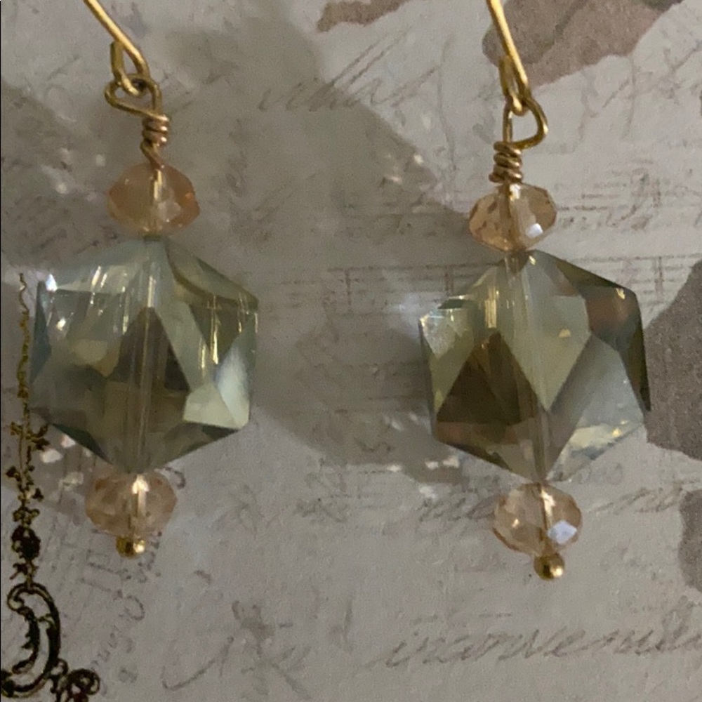 Gray/Green & Gold Pierced Earrings - Picture 1 of 4